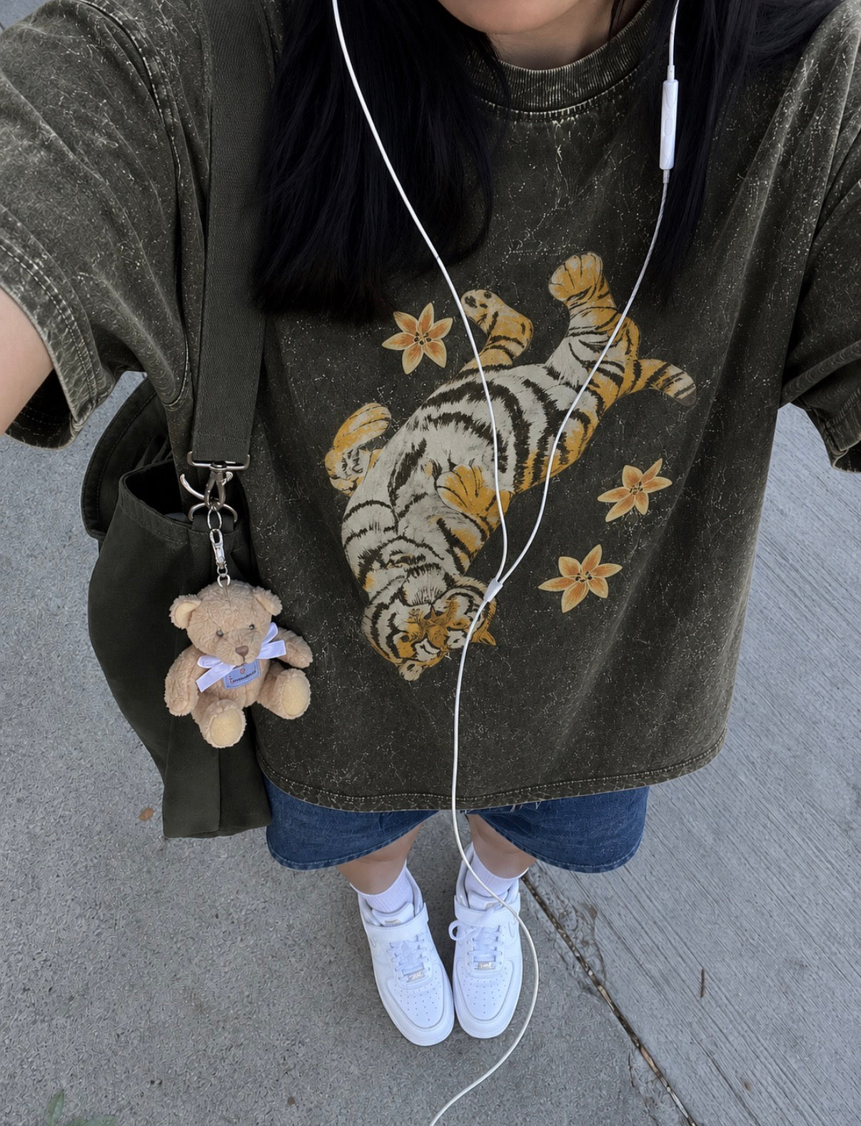 tiger oversized tee